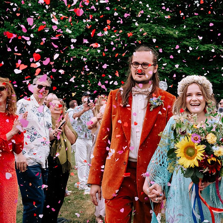 bright-pink-and-red-wedding-confetti-moment
