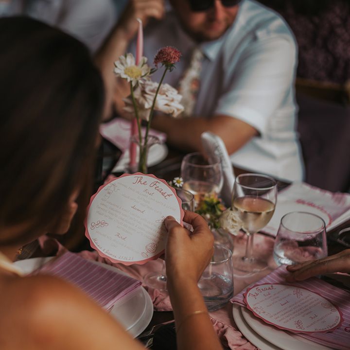 wedding-guest-reads-wedding-menu