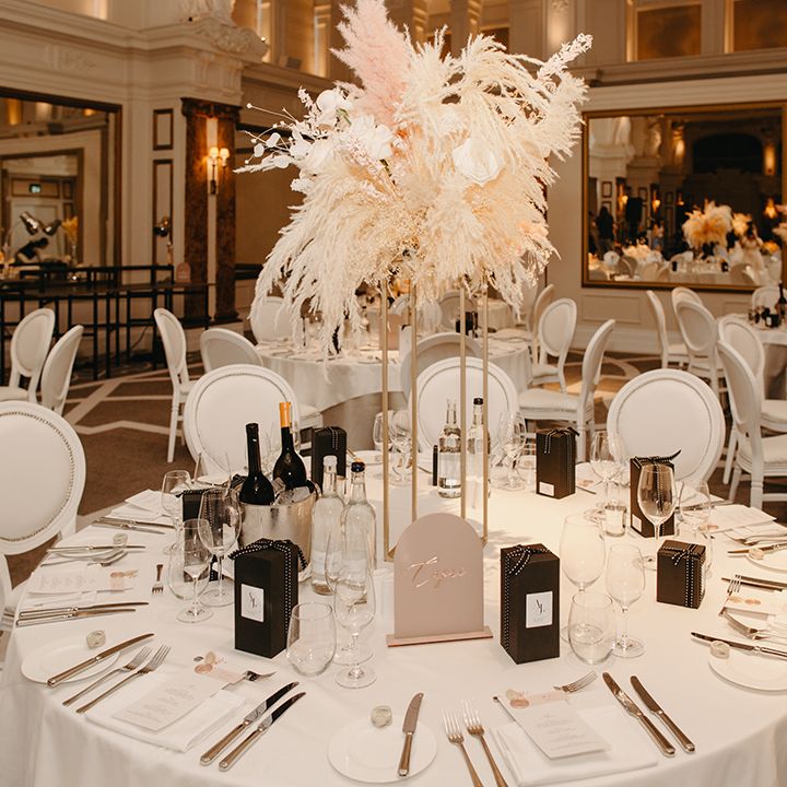 boho-tall-table-centrepiece-decoration