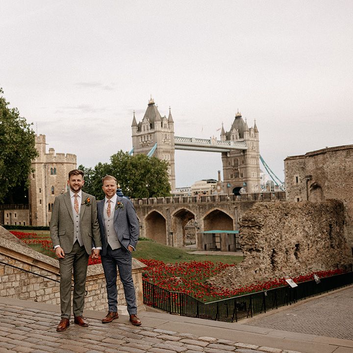 tower-of-london-wedding-with-london-bridge-as-background