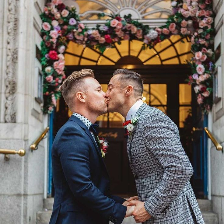 Grooms Share a Kiss on Steps of Town Hall for Their Micro Wedding