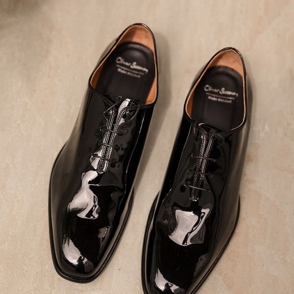 Black patent leather groom shoes 