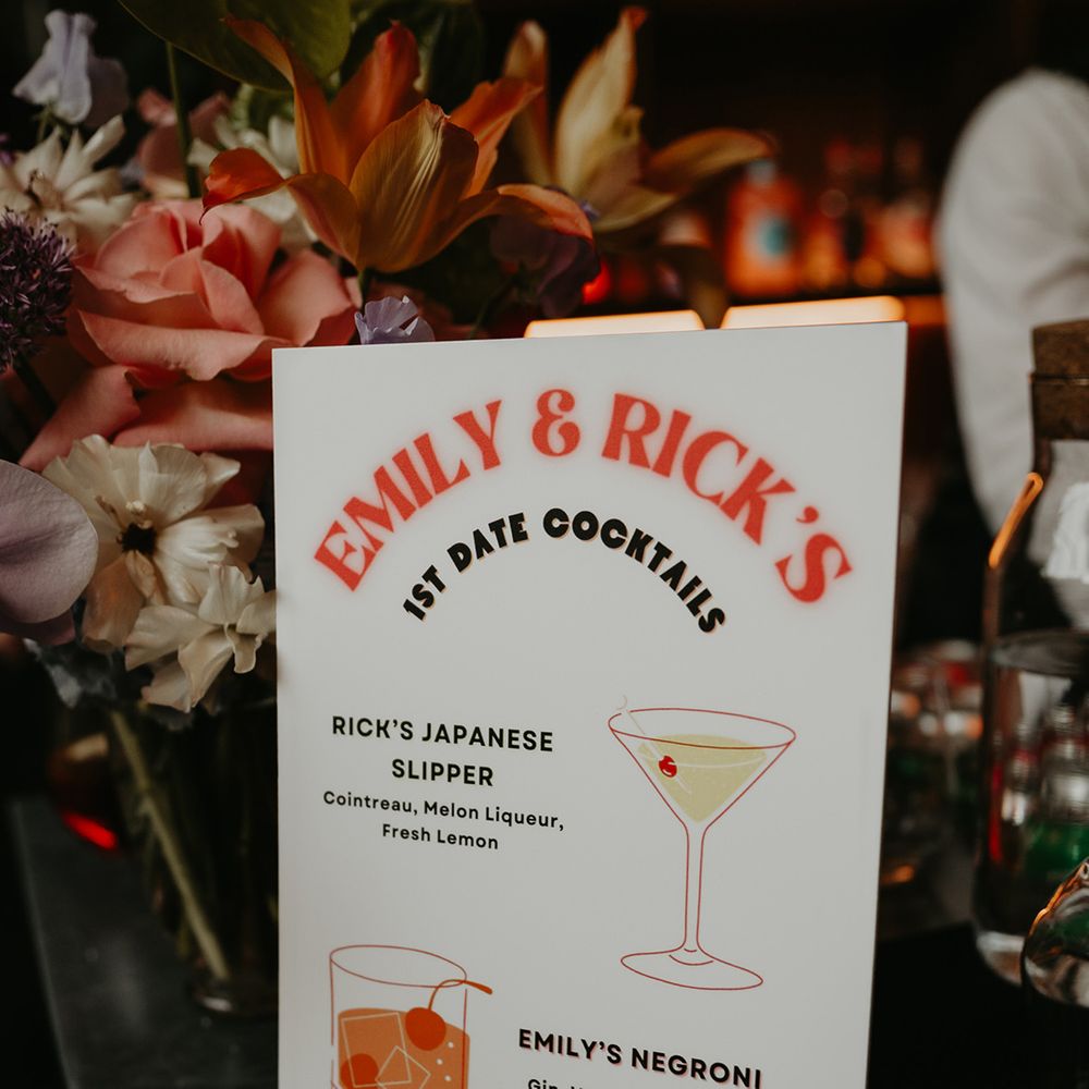 signature-wedding-cocktails-wedding-menu-sign