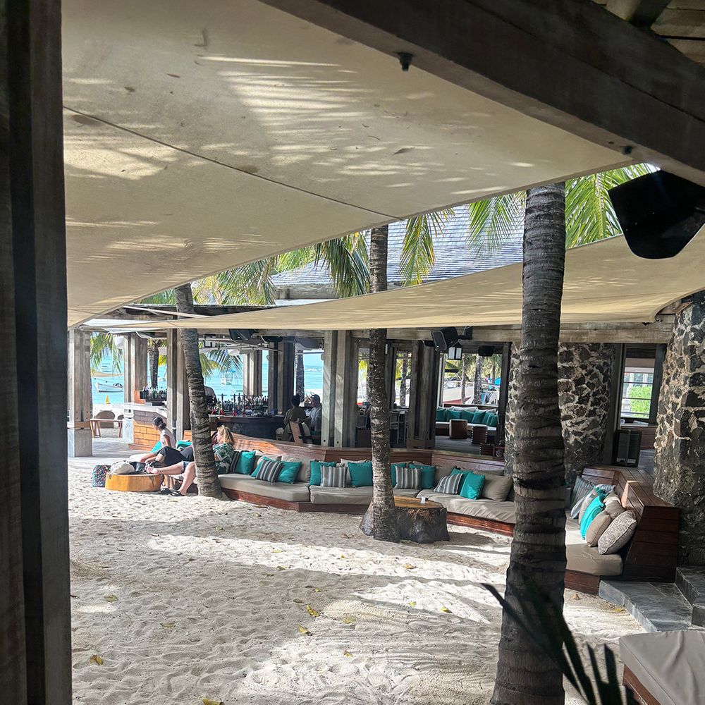 outdoor-beach-seating