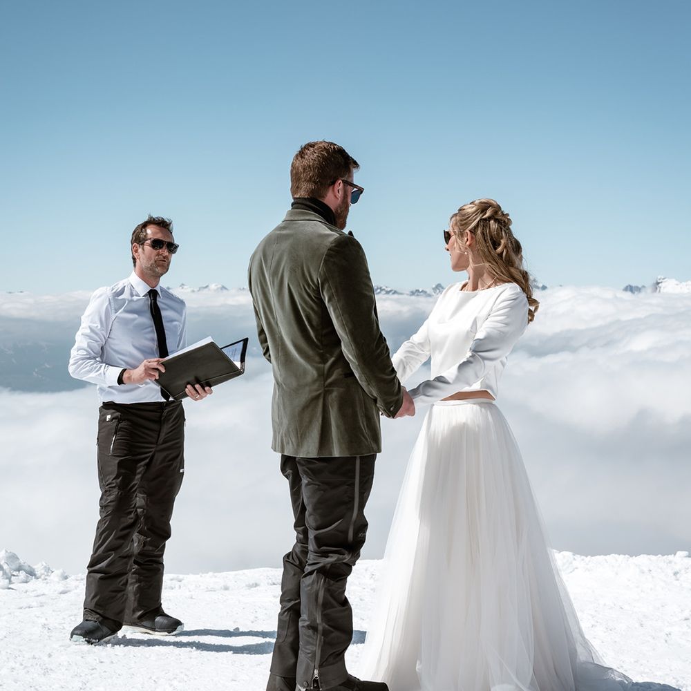 ski-wedding-theme-in-french-alps