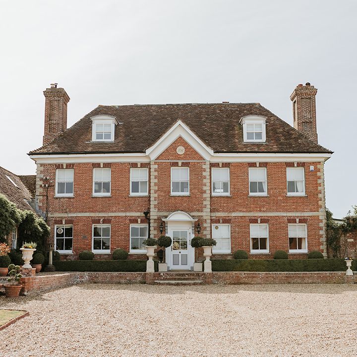 parley-mannor-country-house-wedding-venue