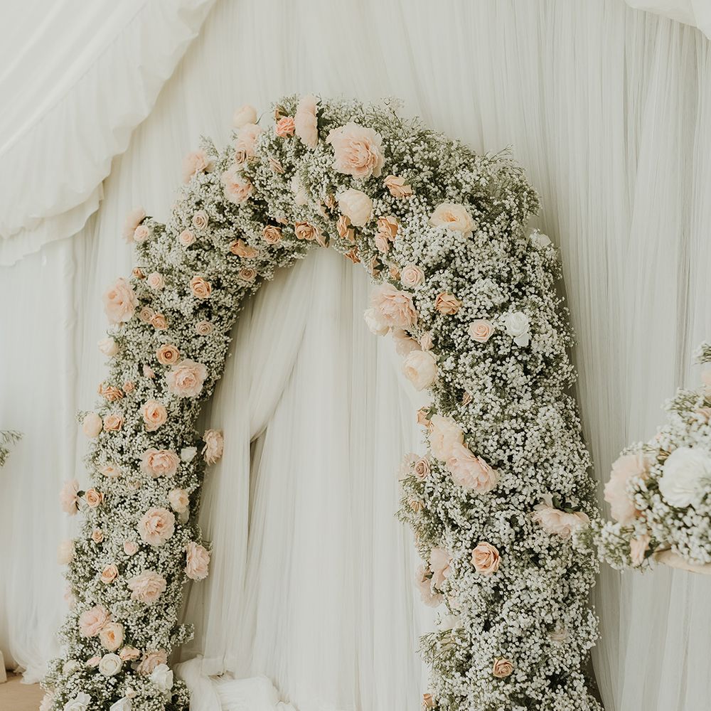 pink-flower-arch-and-gypsophila