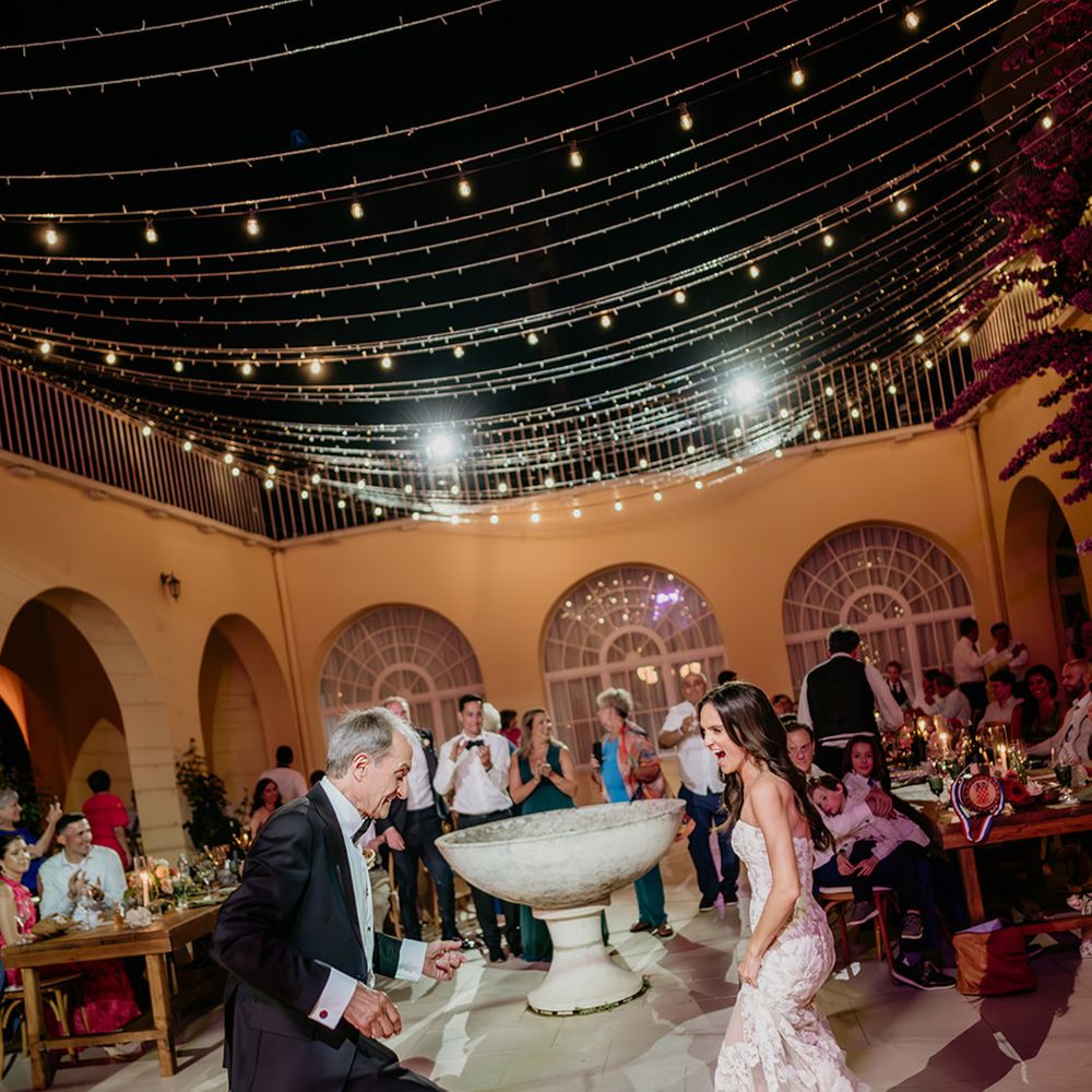 Father of the bride and bride wedding dance