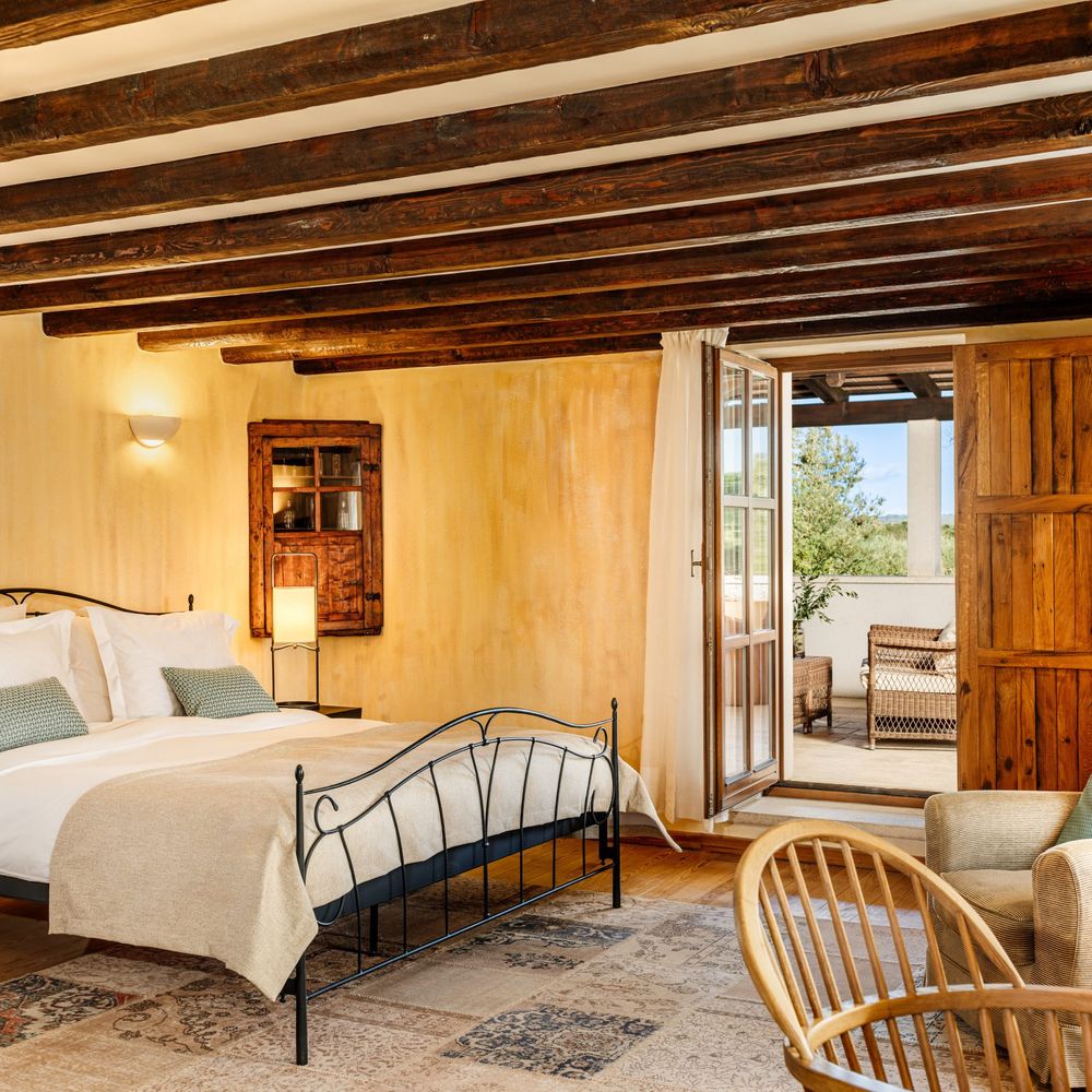 Vintage Suite bedroom