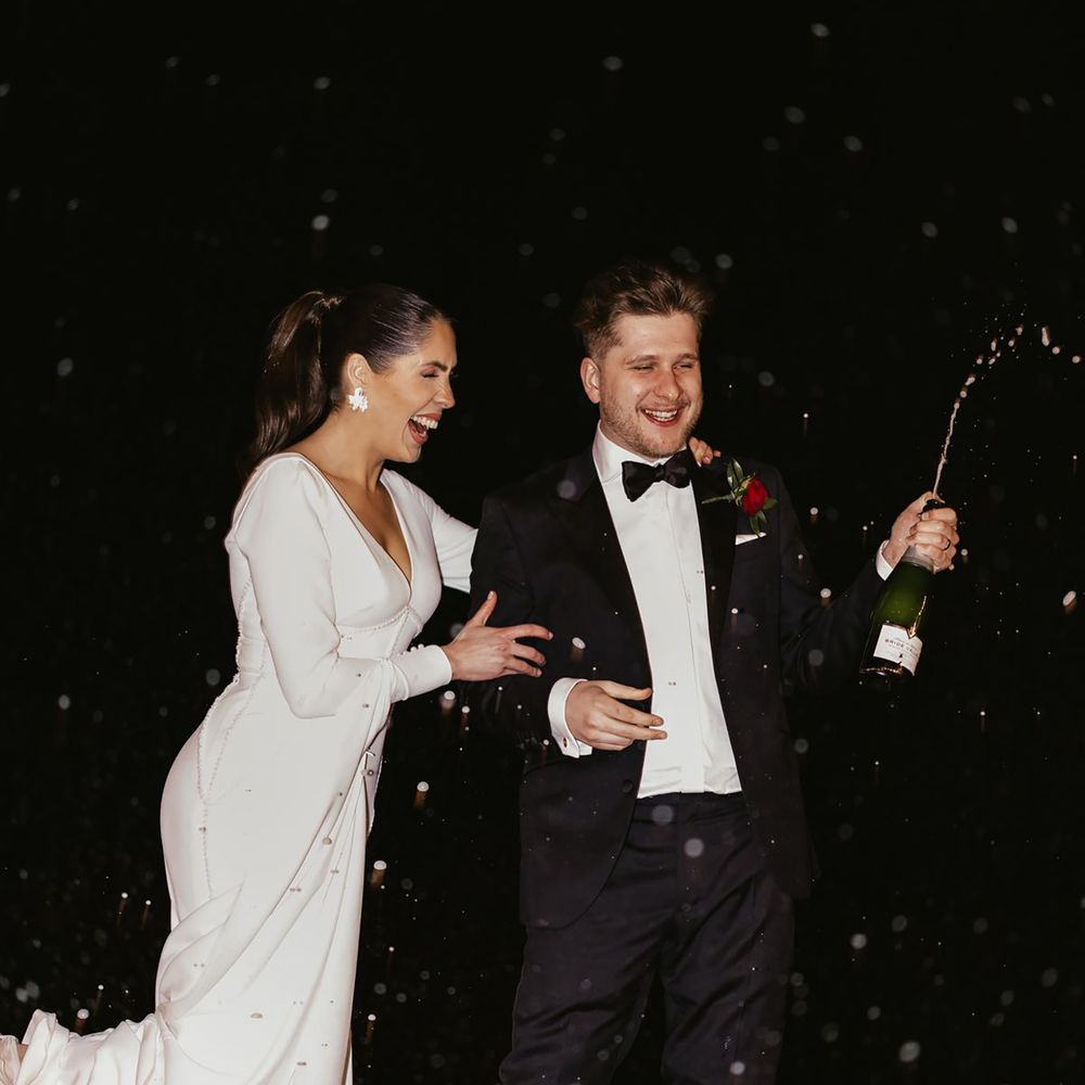 Black tie tuxedo winter wedding suit for men