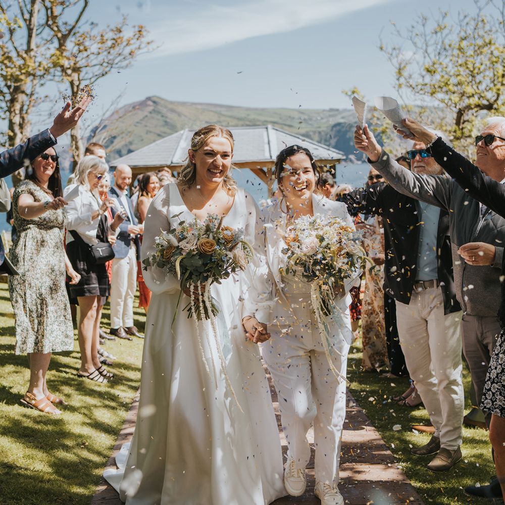 confetti-exit-at-coastal-wedding