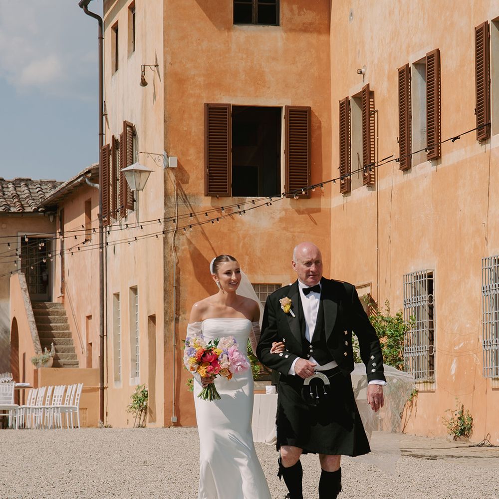 father-of-the-bride-walks-bride-down-the-aisle