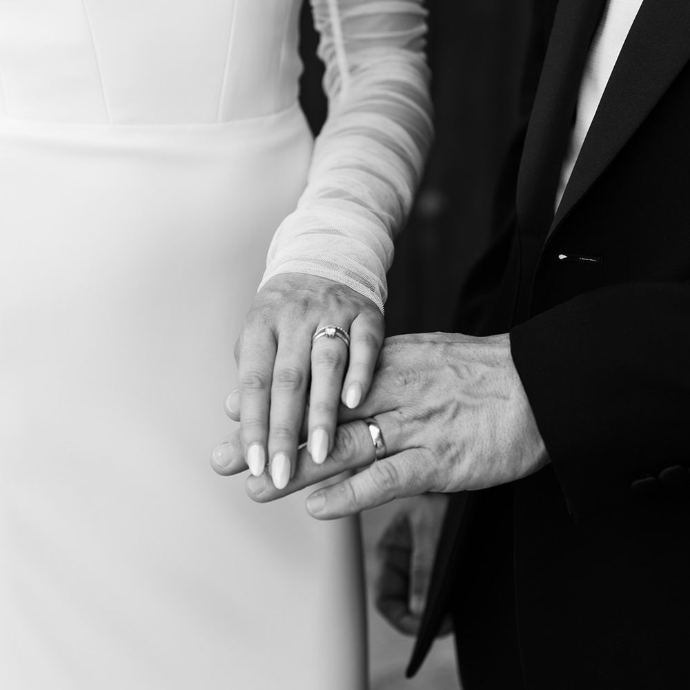 wedding-rings-his-and-hers