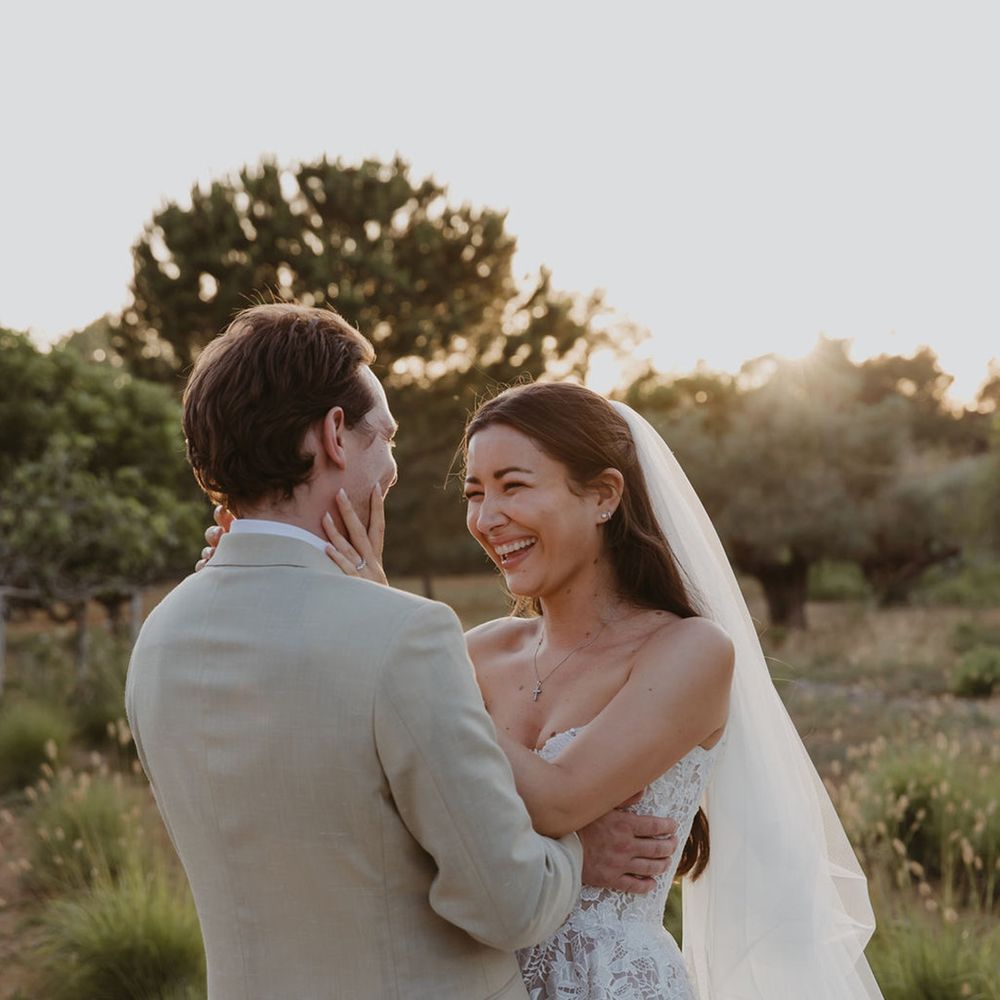 golden-hour-couple-portrait-of-bella-and-harry-lineker