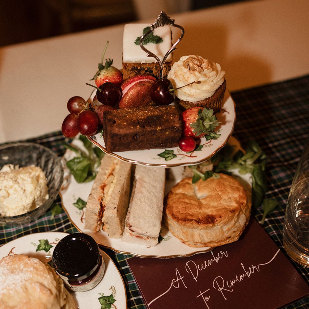 afternoon-tea-wedding-breakfast