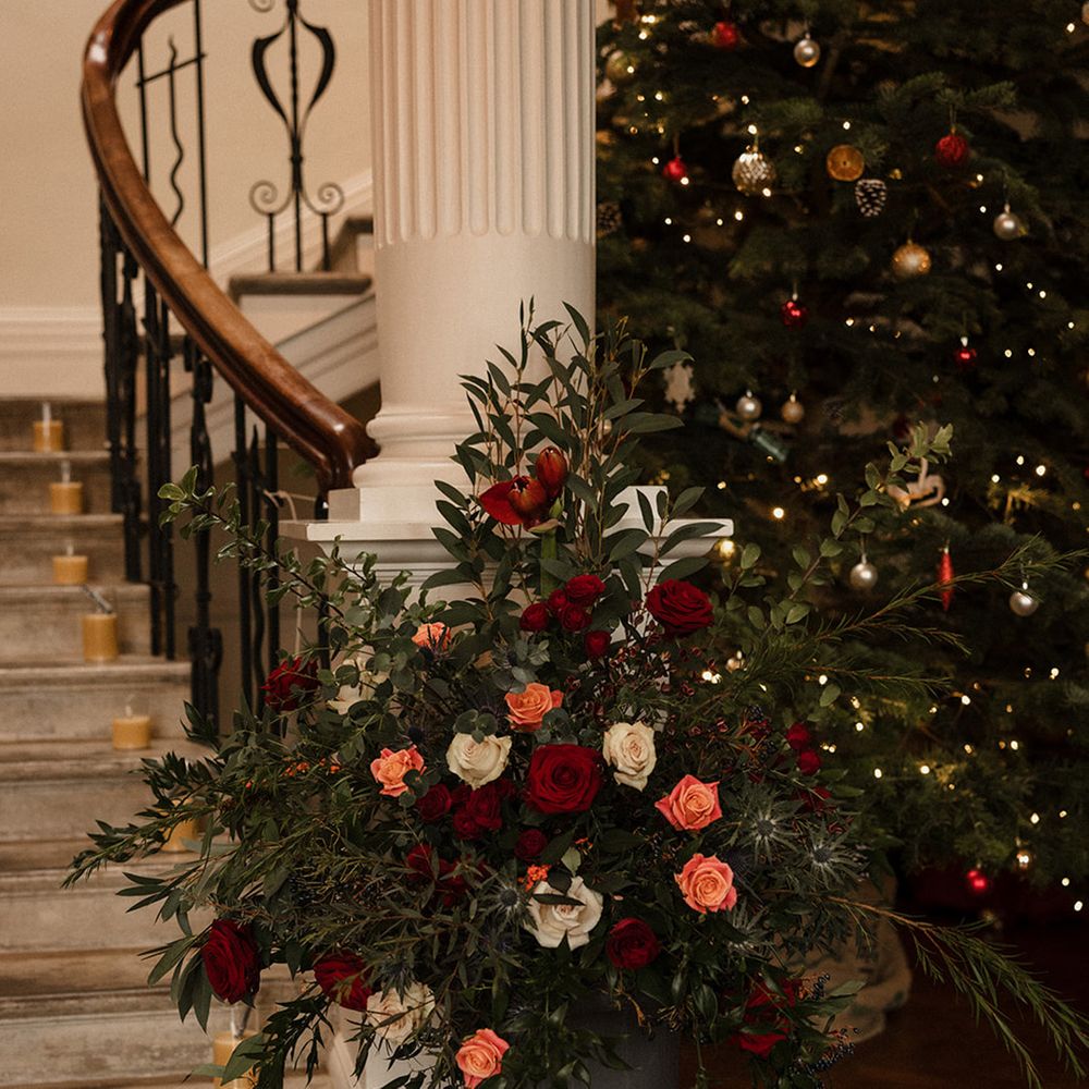red-winter-wedding-flower-arrangements