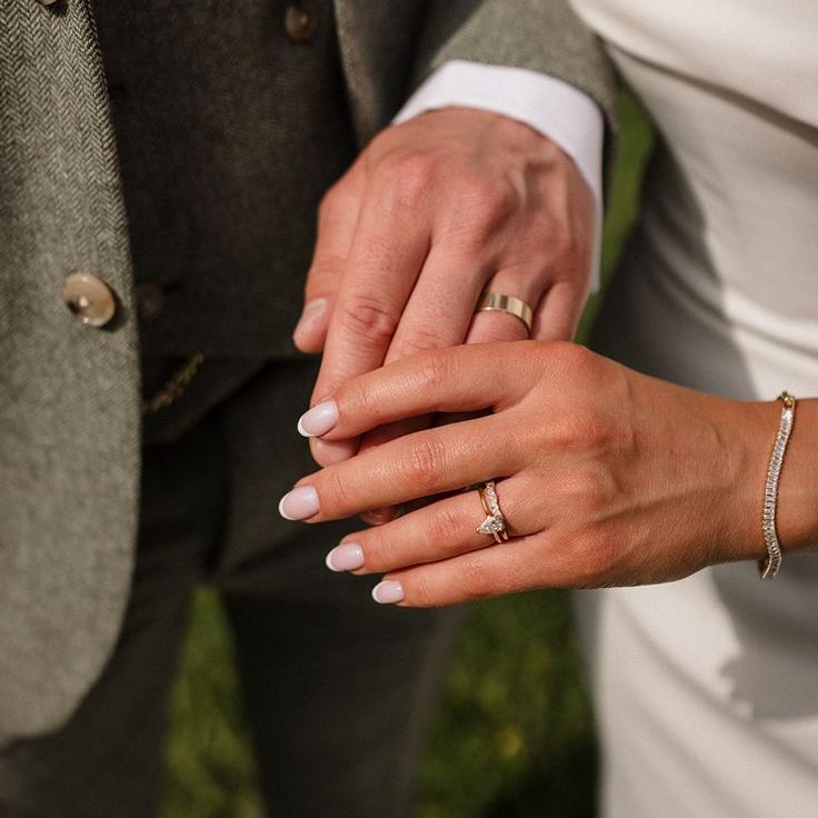 Pear Cut Diamond Engagement Ring Wedding Ring Stack