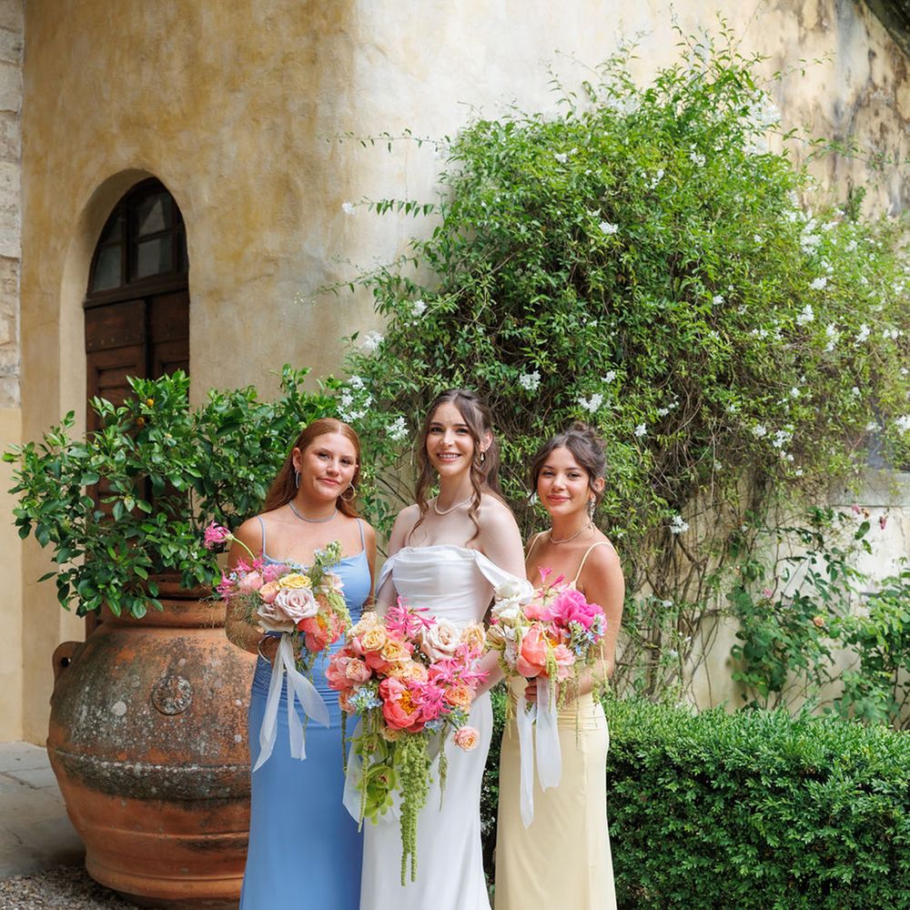 bridesmaids-in-blue-and-yellow-bridesmaid-dresses