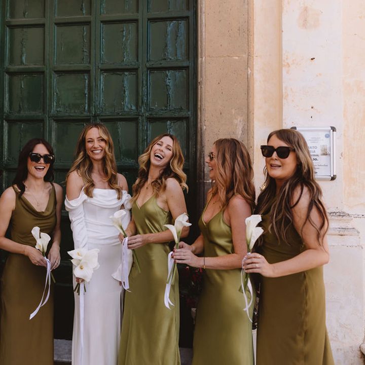 bridal-party-in-olive-green-dresses