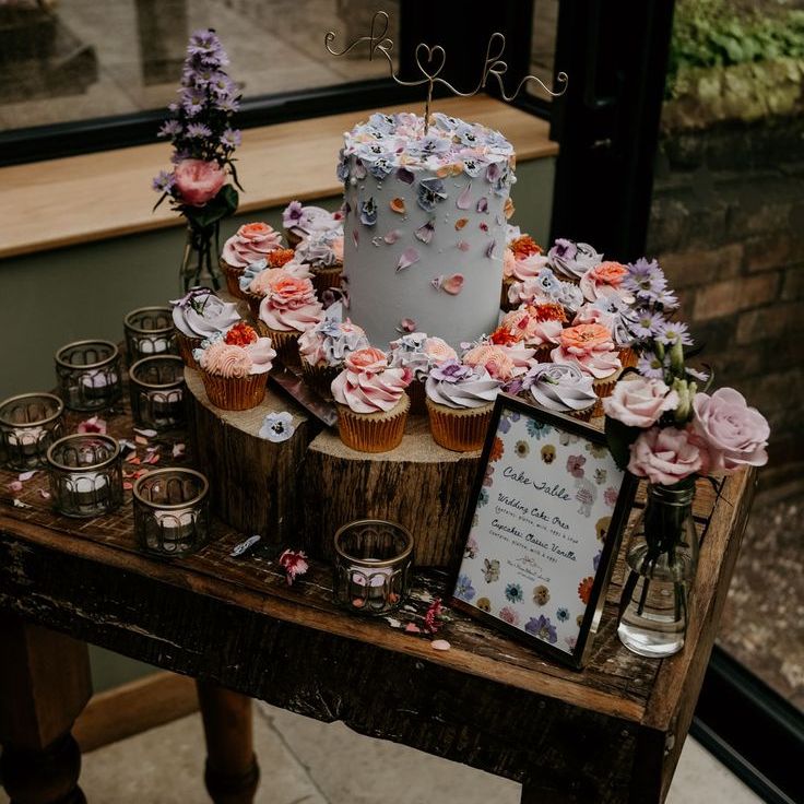 Tall Single Tier Purple Wedding Cake with Personalised Wire Cake Topper