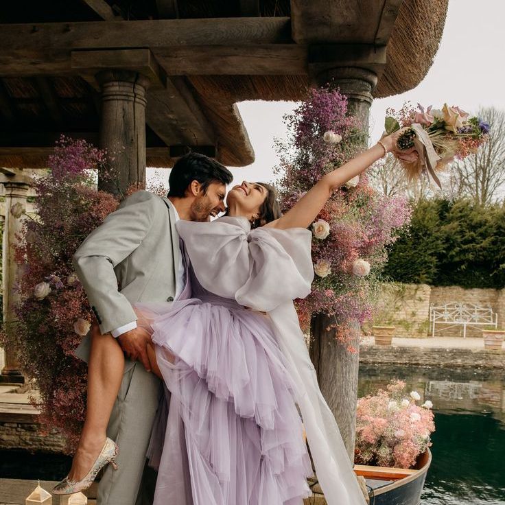 Bride in lilac tulle wedding dress