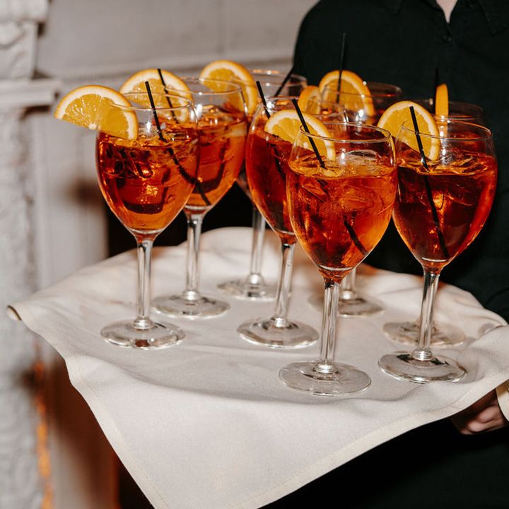 aperol-spritz-wedding-cocktails