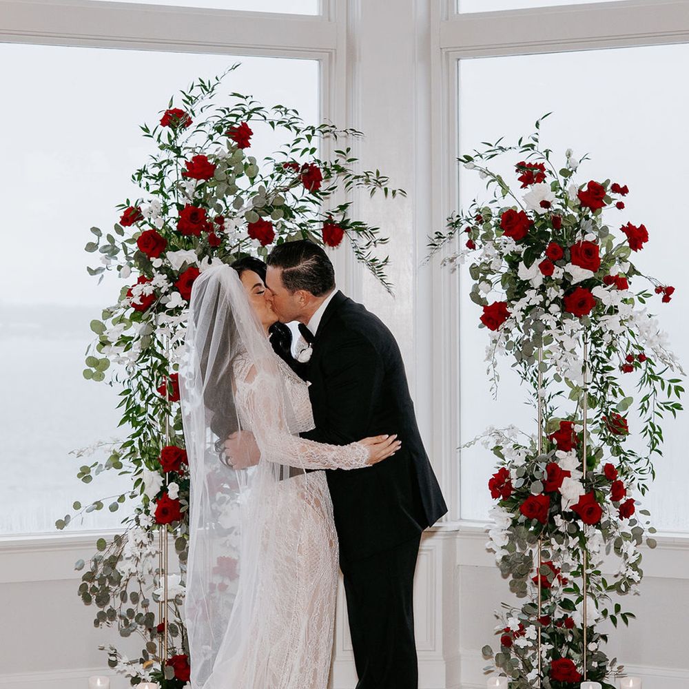 first-kiss-for-couple