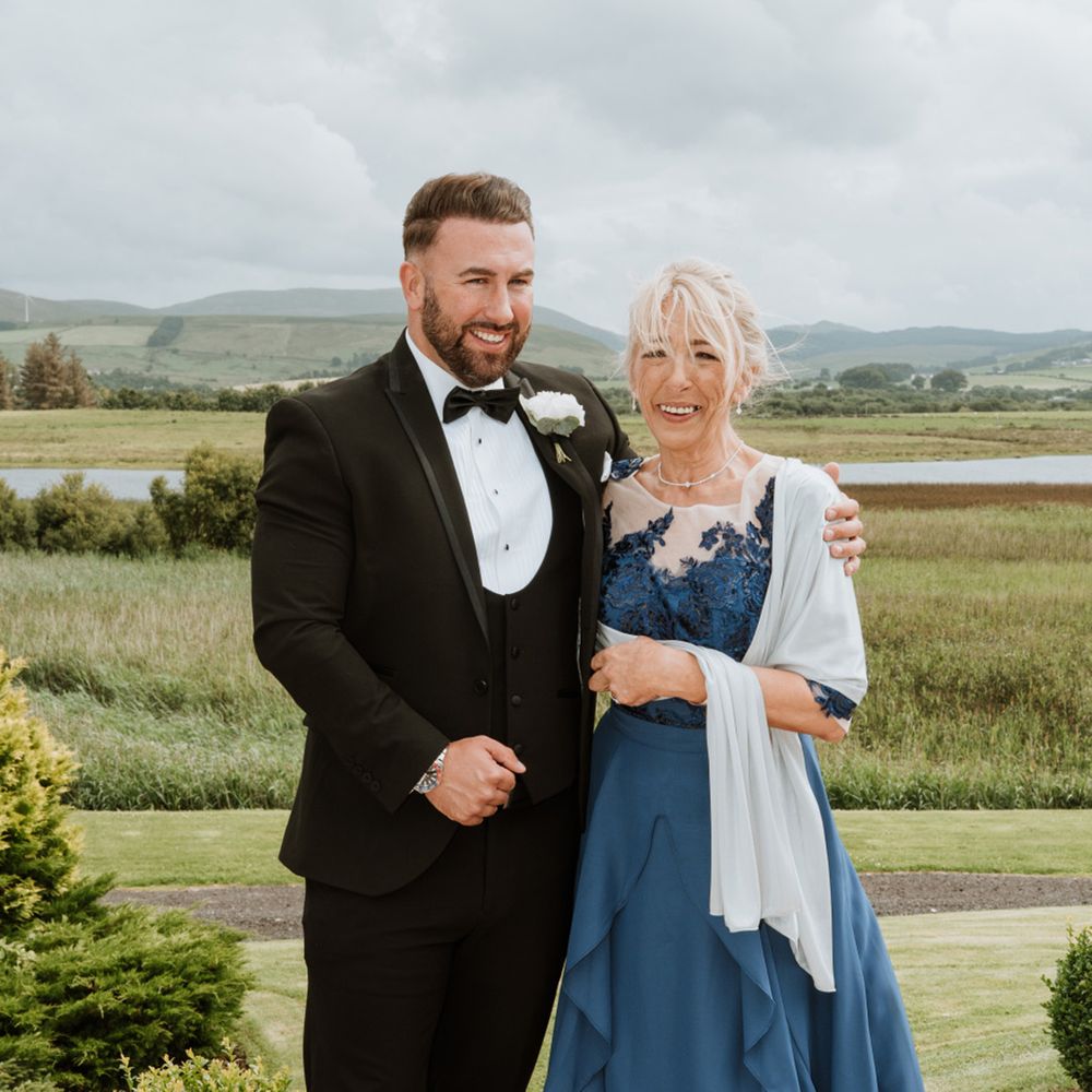 groom-with-mother-of-the-groom