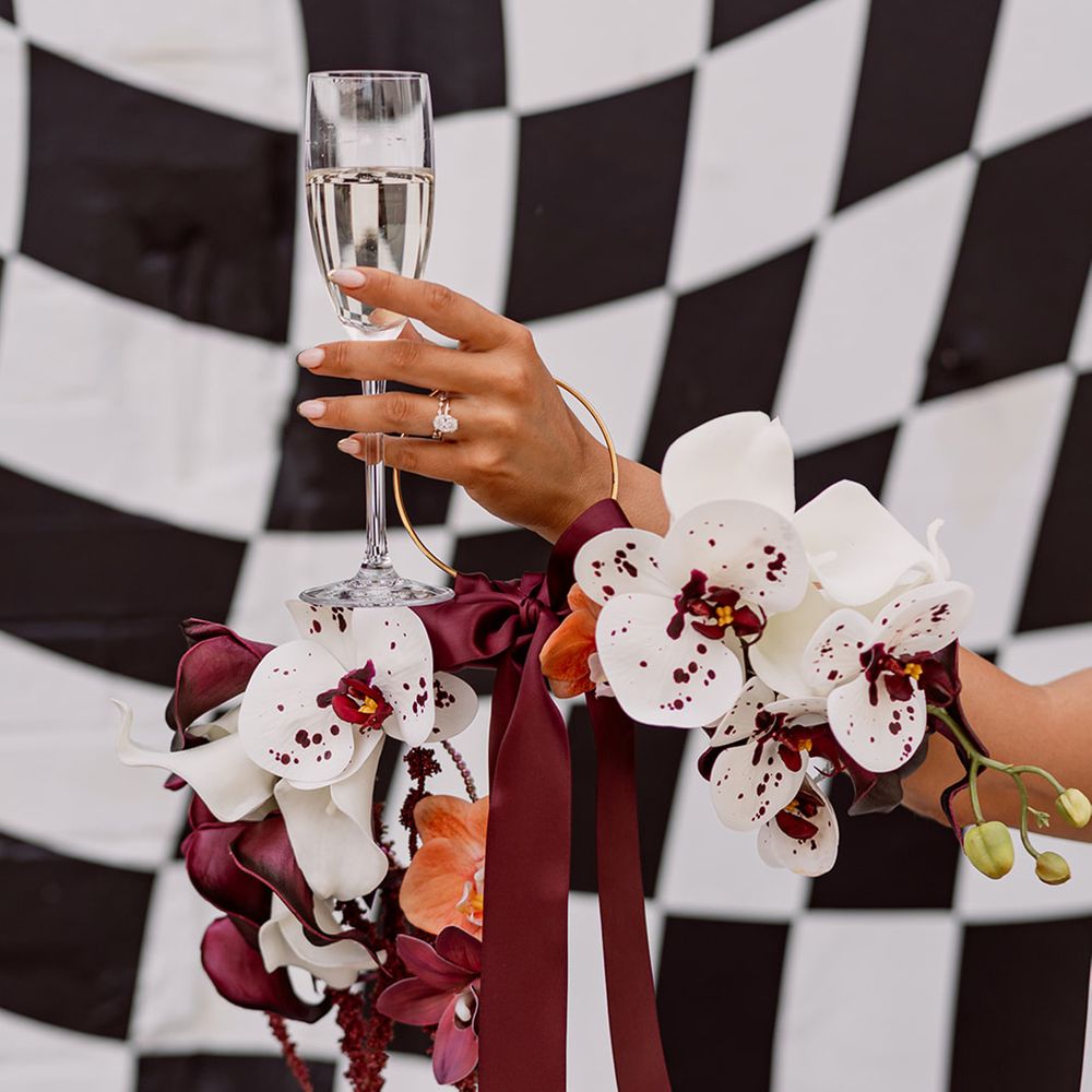 bride-with-pomander-wedding-bouquet-handbag