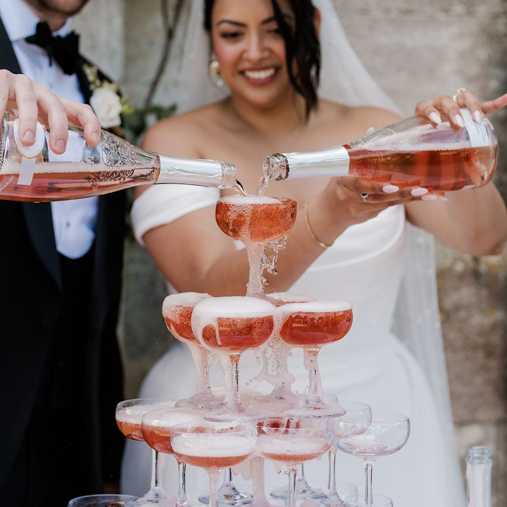 rose-prosecco-tower