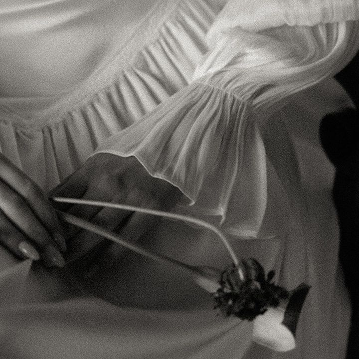 simple-round-diamond-engagement-ring