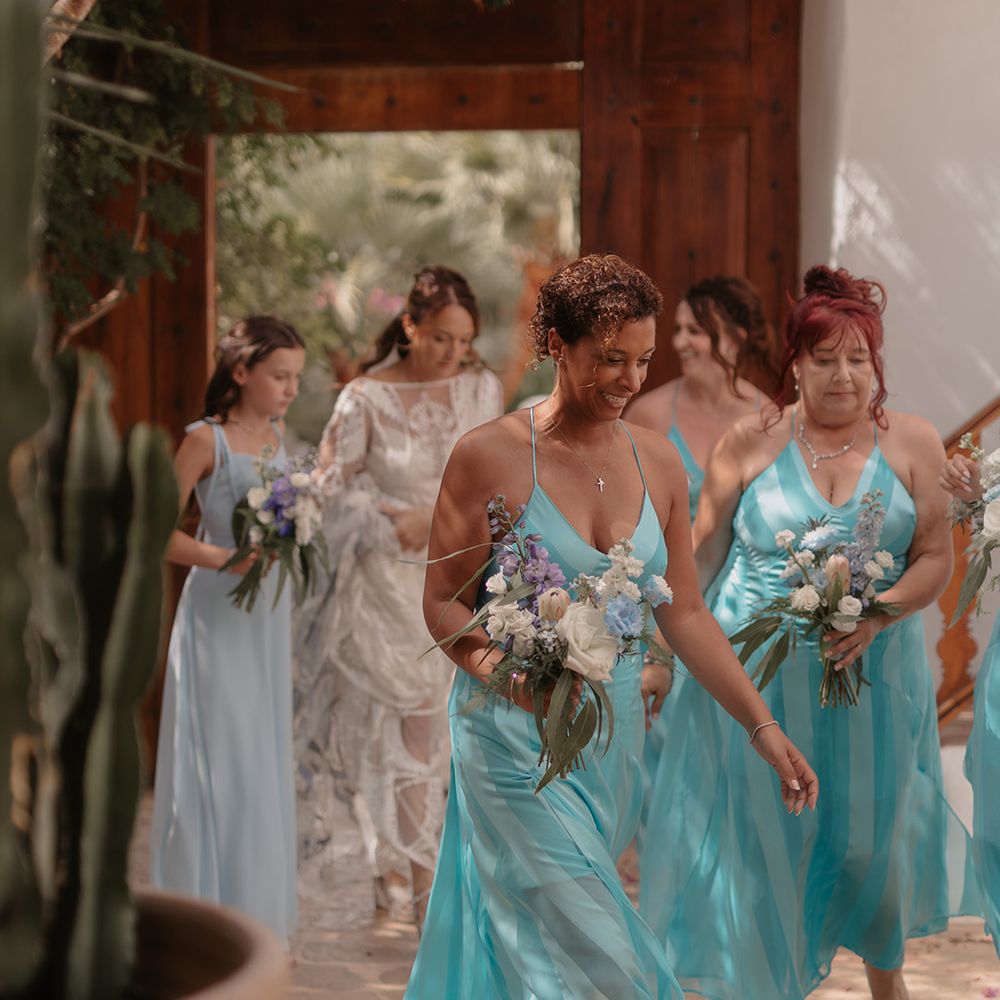 turquoise-striped-blue-bridesmaid-dresses