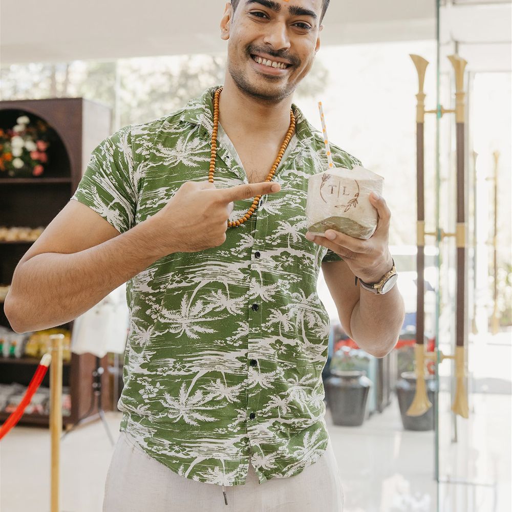 personalised-coconut-drinks-with-logo-at-mehndi