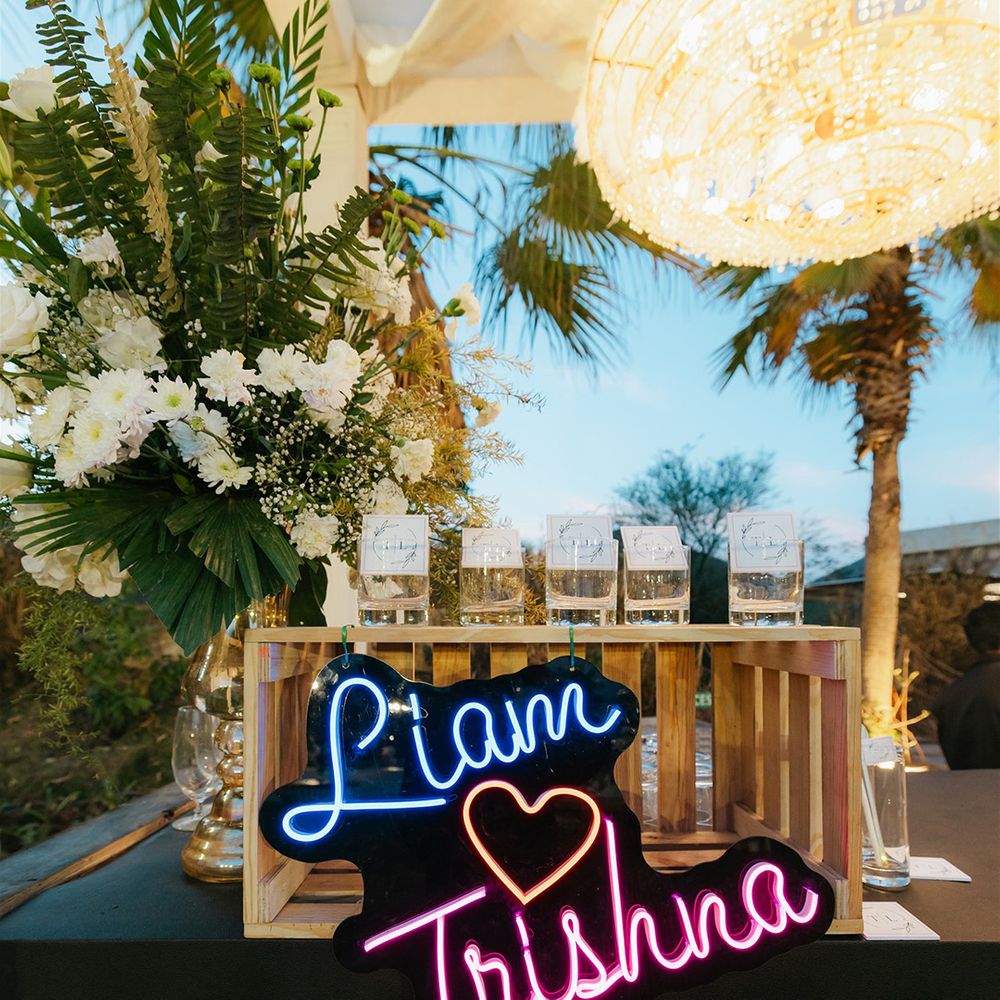 personalised-colourful-neon-signage