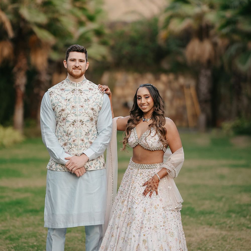 sparkly-lehenga-for-mehndi-celebration