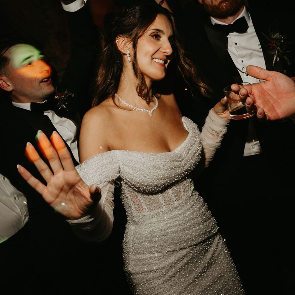 bride-dancing-at-wedding-reception