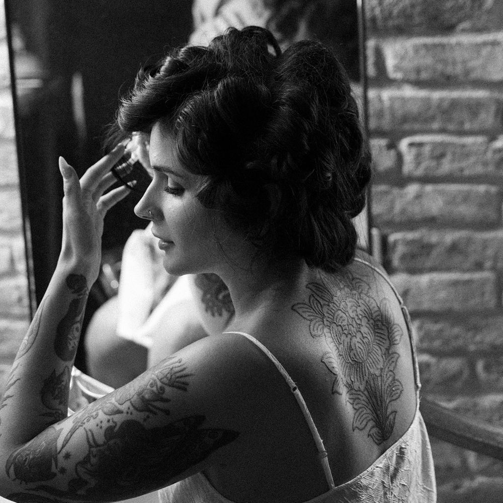 bride-getting-ready-for-wedding