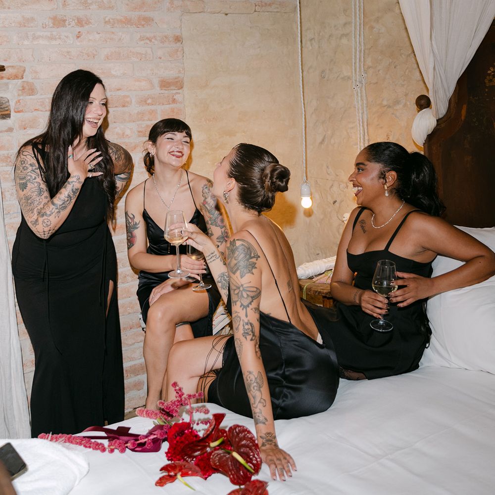 bridesmaids-in-sleek-black-bridesmaid-dresses