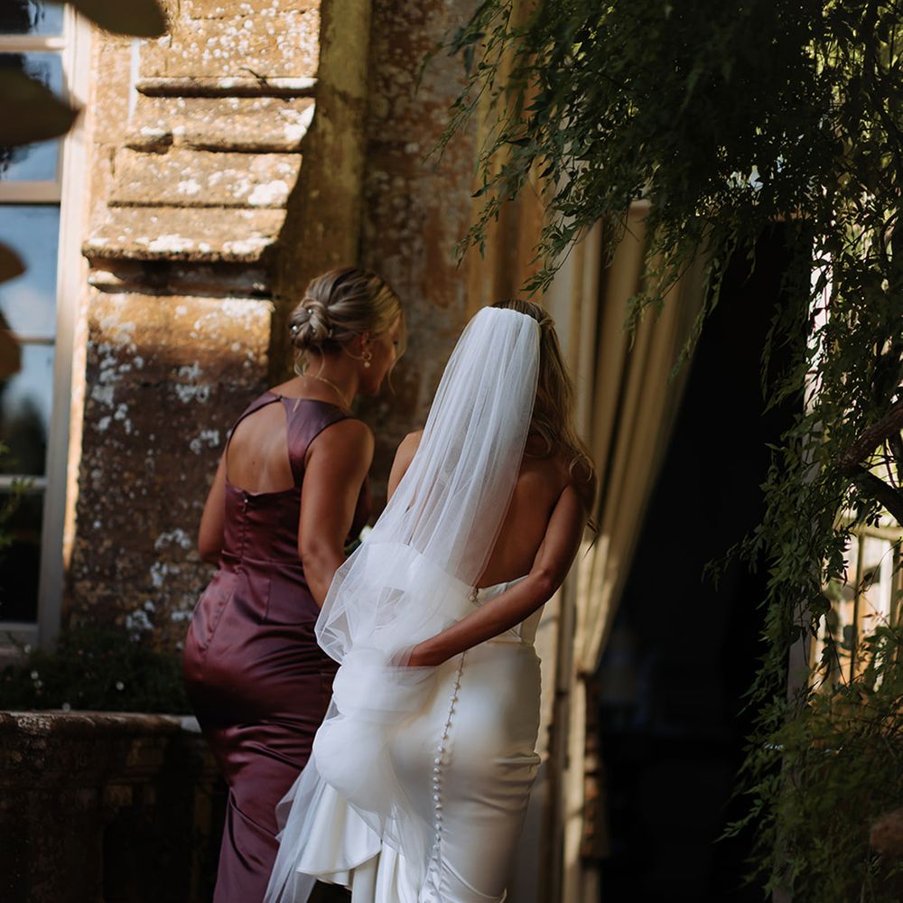 maid-of-honour-and-bride