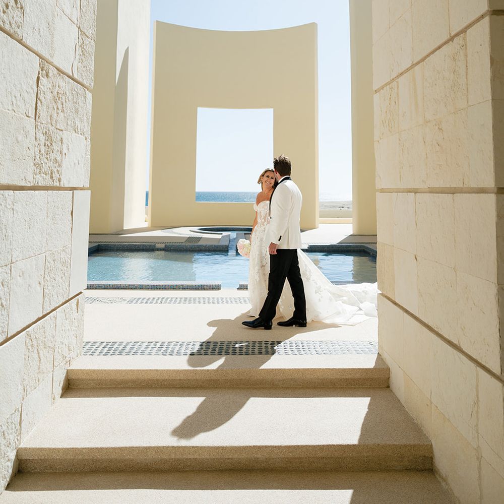 stunnng-destination-wedding-cabo