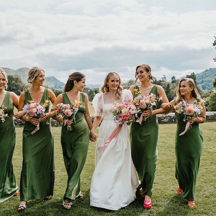green-bridesmaid-dresses-with-pink-shoes-for-bridal-party