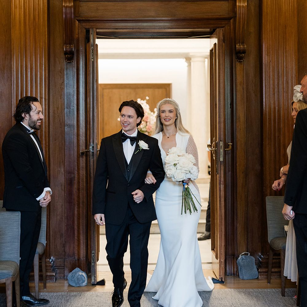 brother-walks-bride-down-the-aisle