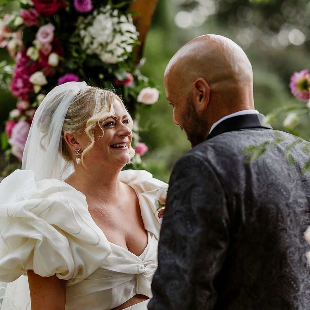 bride-in-puff-sleeve-abigail-westrup-bespoke-wedding-dress