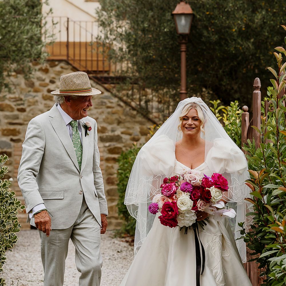 father-of-the-bride-walks-bride-down-the-aisle