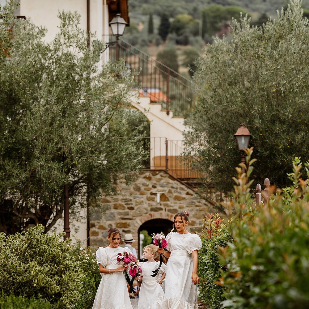 flower-girls-walk-down-the-aisle