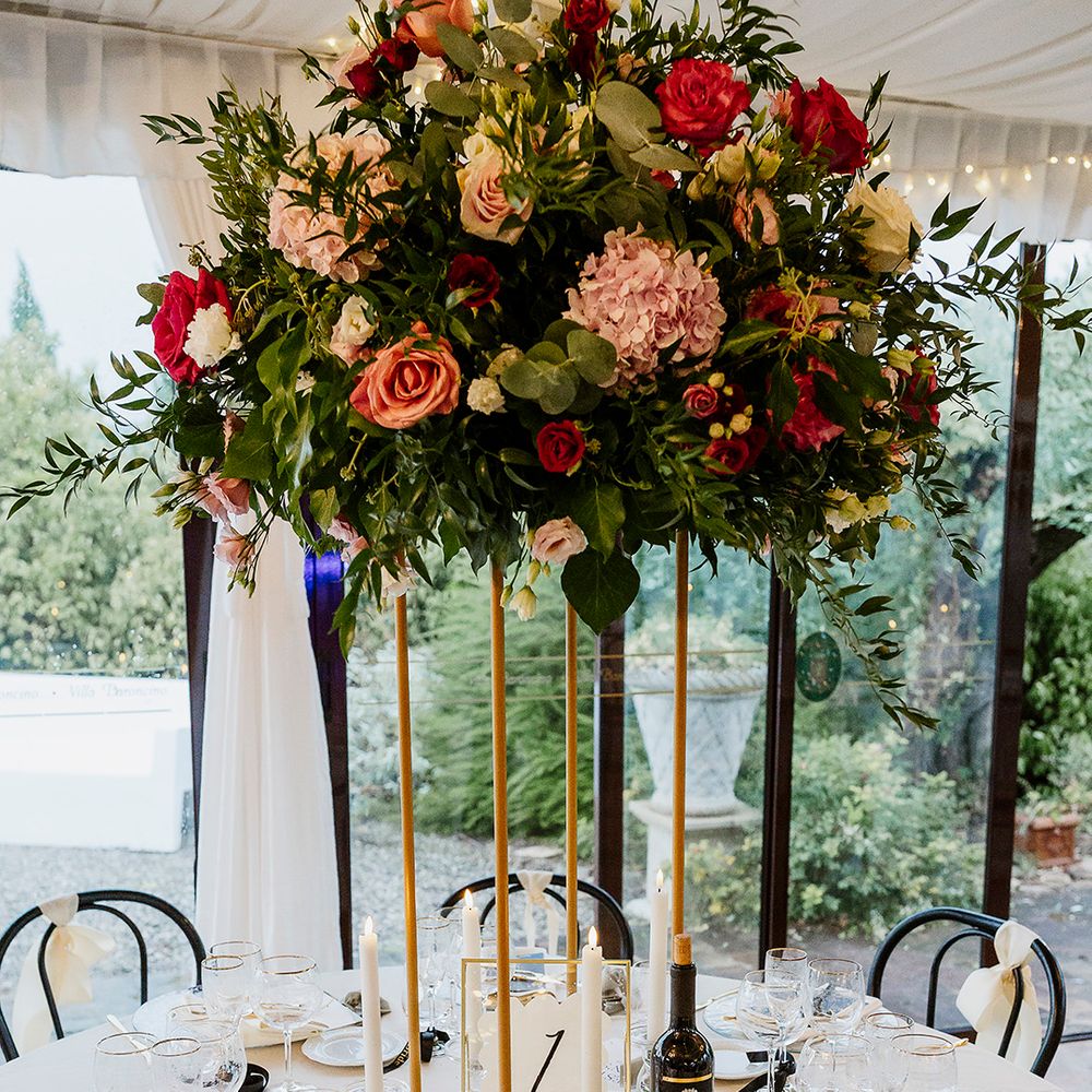 tall-floral-table-centrepiece-with-pink-blooms