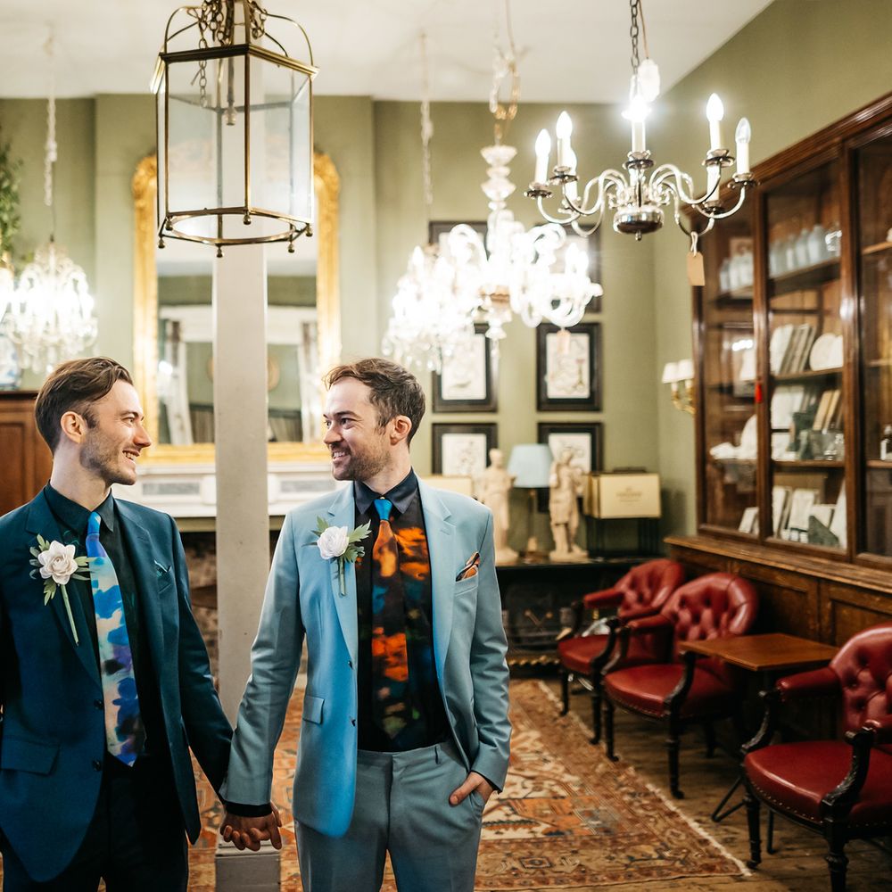 Couple at Brunswick House library wedding 