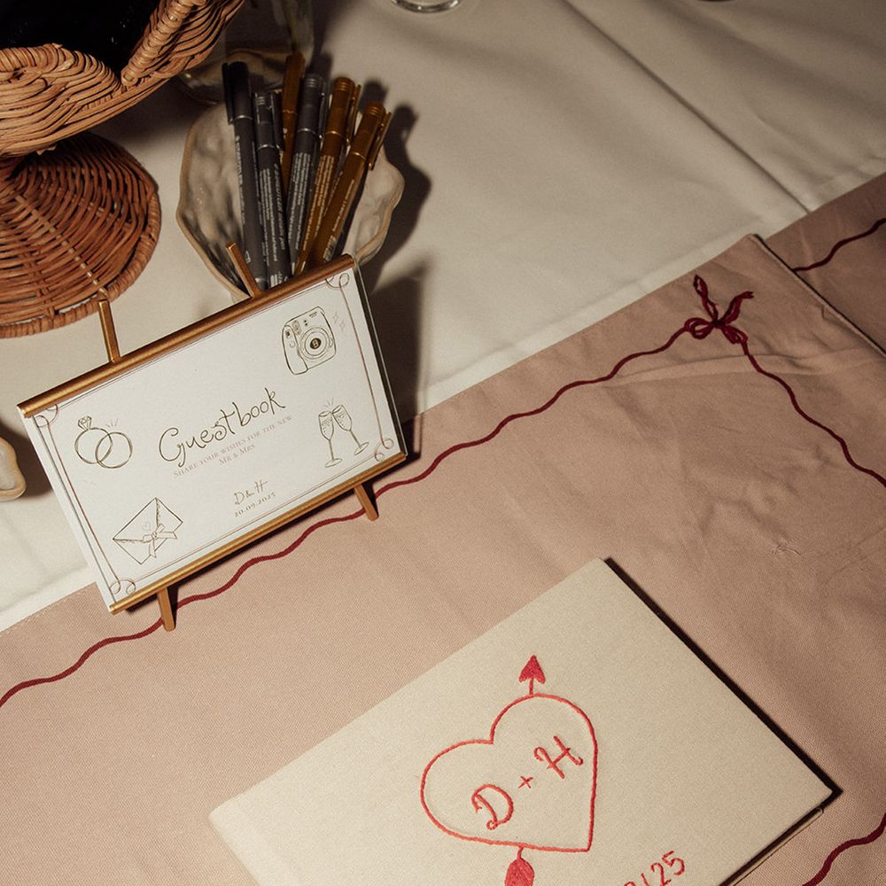 personalised-guest-book