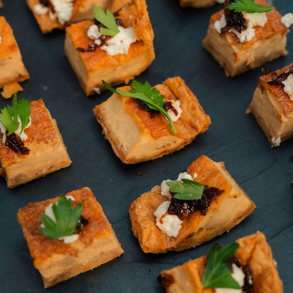 canapes-wedding-food-ideas