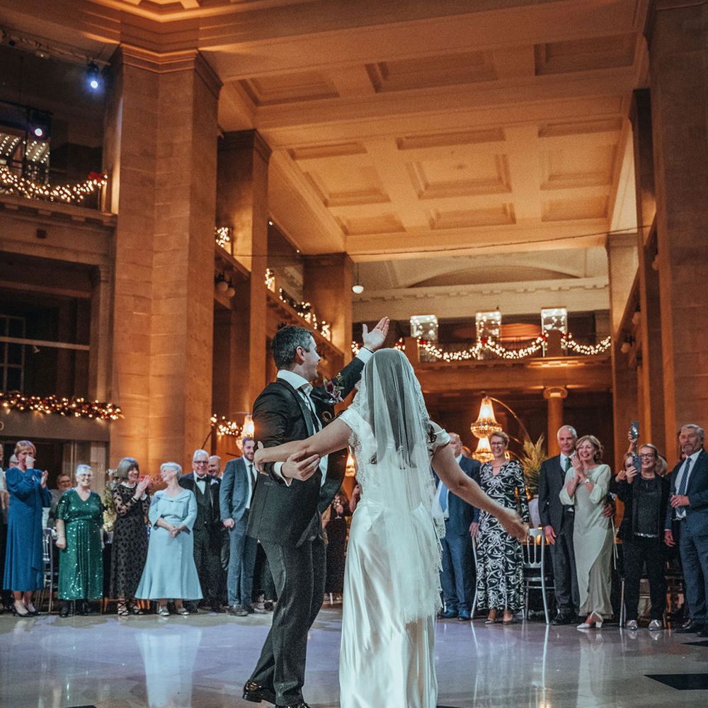 First dance for couple 